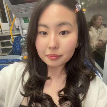 Babysitter Sydney: Bolormaa