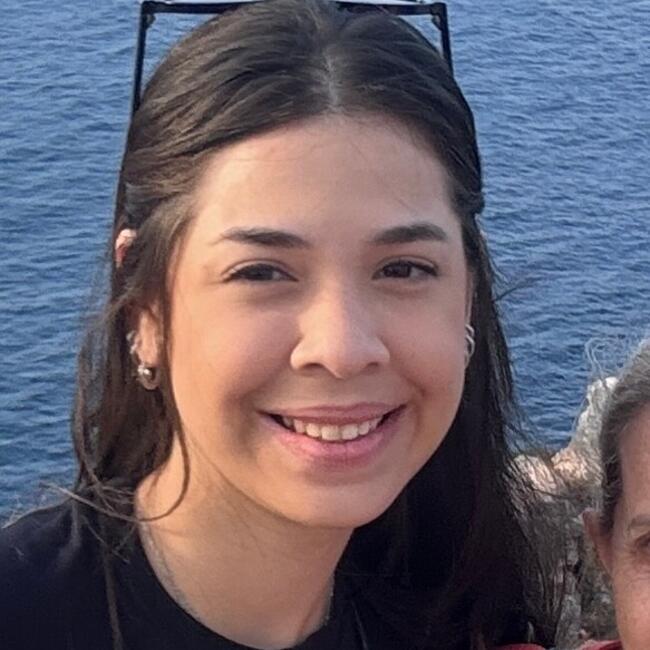 Babysitter em Leiria: Shara