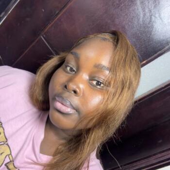 Babysitter in Rennes: Eunice