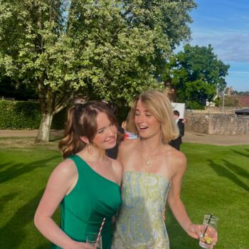 Babysitter in Bois-le-Roi: Oriane