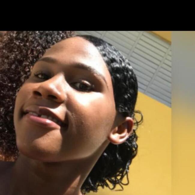 Babysitter in Miami: Ariana