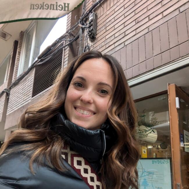 Trabajo de canguro en San Feliú de Llobregat: Anna