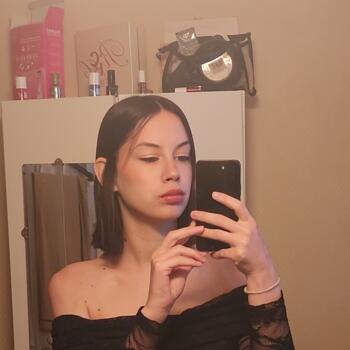 Babysitter in Mondeville: Ophelie