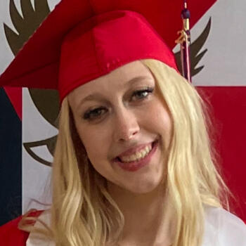 Babysitter in Pensacola: Madyson