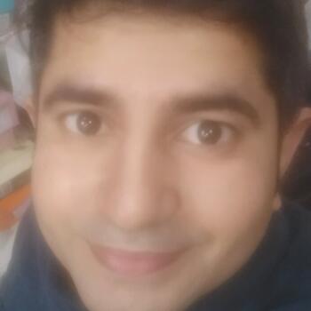 Babysitter in Chandīgarh (State of Haryāna): Nikhil