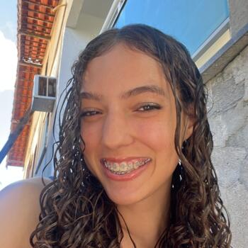 Babysitter in Araruama: Gabrielle