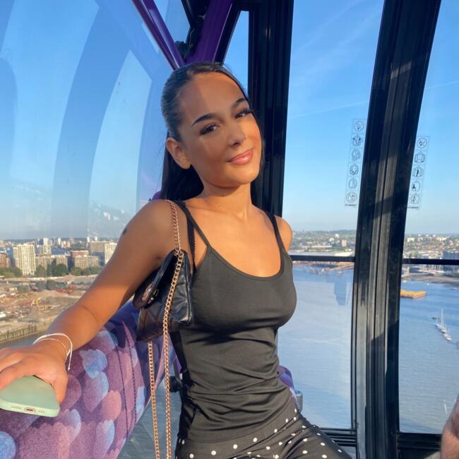 Babysitter in Orléans: Jade