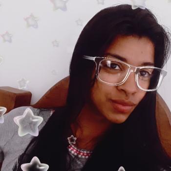 Babysitter Itajaí: Tais