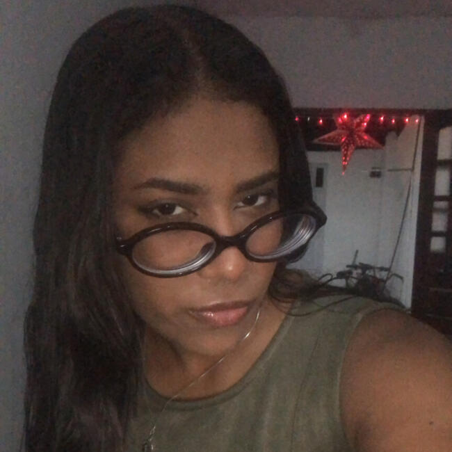Babysitter in Maceió: Julia Layssa