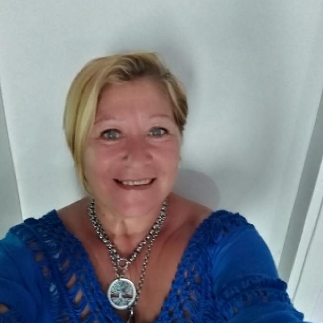 Niñera en Ciudad de la Costa: Ana Beatriz