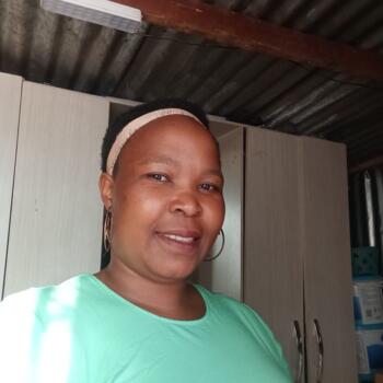 Nanny in Thembisa: ANASTASIA Pamase