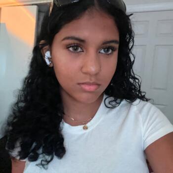 Babysitter in Lodi (New Jersey): Amaya