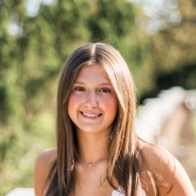 Babysitter in Ashburn: Abigail