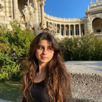 Baby-sitter in Marseille: Yasmine