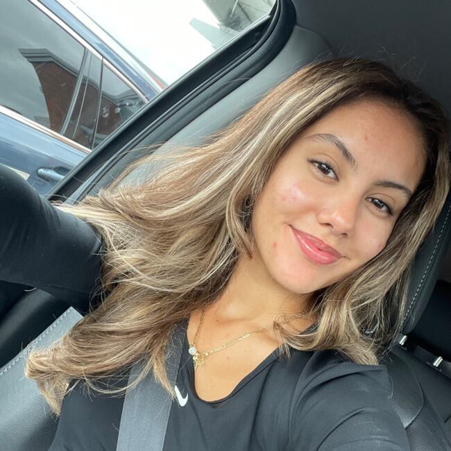 Babysitter in Farmington (Connecticut): Isabella