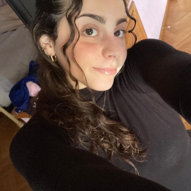 Babysitter in Imperia: Elena