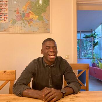 Babysitting job in Hanover: babysitting job Elvis