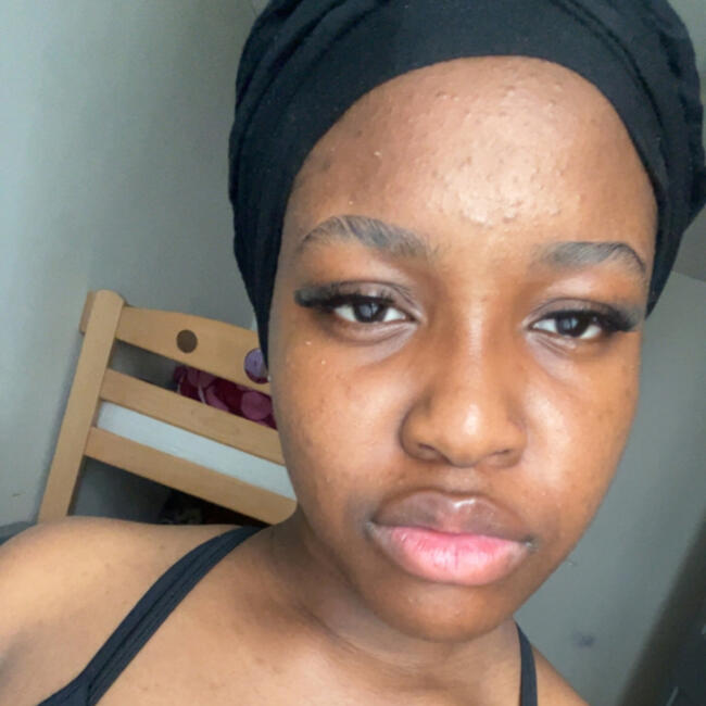 Babysitter in Lyon: Fedora