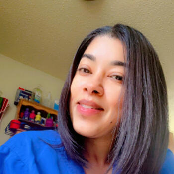 Babysitter in Brooklyn: Glennys