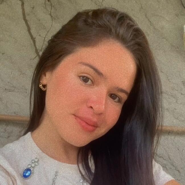Babysitter in Salvador: Tais