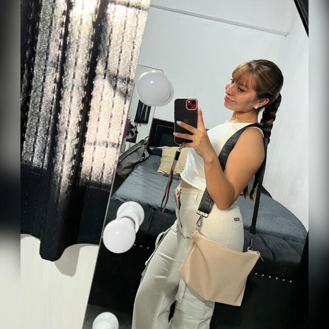 Babysitter in González Catán: Melanie araceli