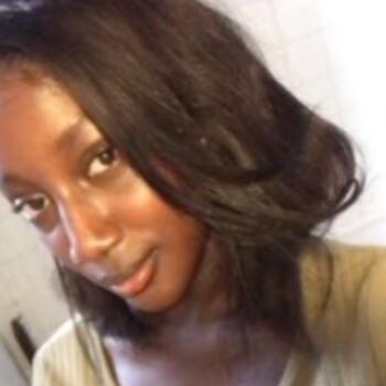 Baby-sitter in Montreuil: Fatou