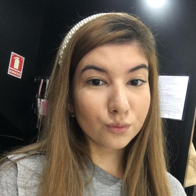 Babá em Goiânia: Melissa