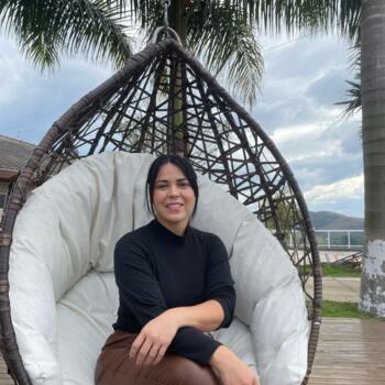 Babá em São José dos Campos: Roseane