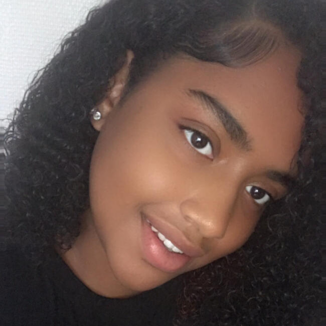 Babysitter in Luxemburg: Laura