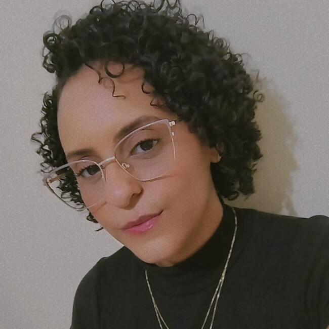 Emprego de babá em Colatina: Ana Claudia