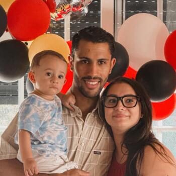 Δουλειά για babysitter στην περιοχή Γκιμαράες: δουλειά φύλαξης παιδιών Felipe Bonfante Varçal