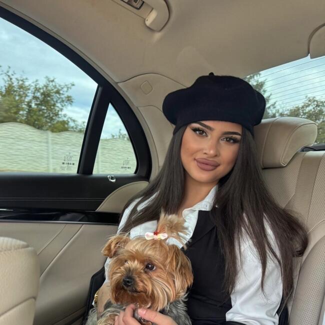 Babysitter in Bucharest: Bianca