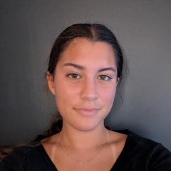 Babysitter in Bouillé-Courdault: Alix