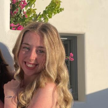 Babysitter in Castlereagh: Elizabeth