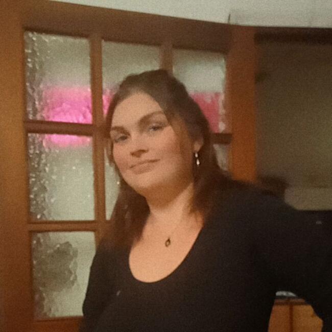 Babysitter in Mussidan: Manon