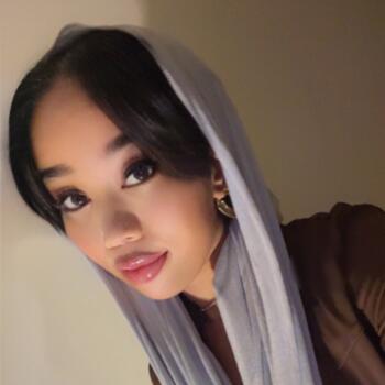Babysitter in Casablanca: Hanane