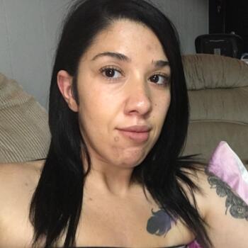 Babysitter in Brampton: Lola