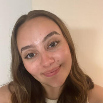 Babysitter in Rouen: Maylis