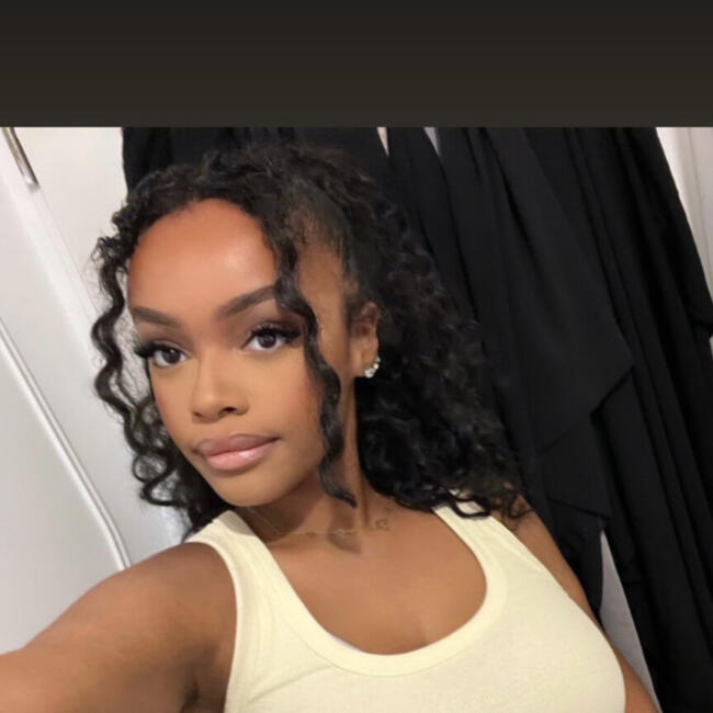 Babysitter in La Courneuve: Hania