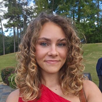 Babysitter Oviedo: Emily