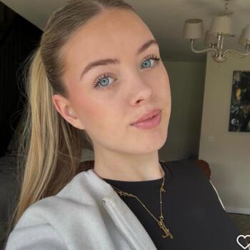Babysitter in Spennymoor: Brooklyn
