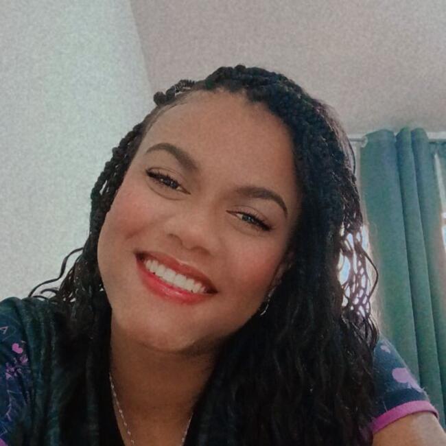 Babá em Manhuaçu: Camila