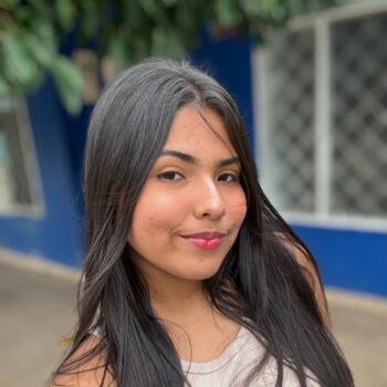 Babysitter in Curumaní: Camila