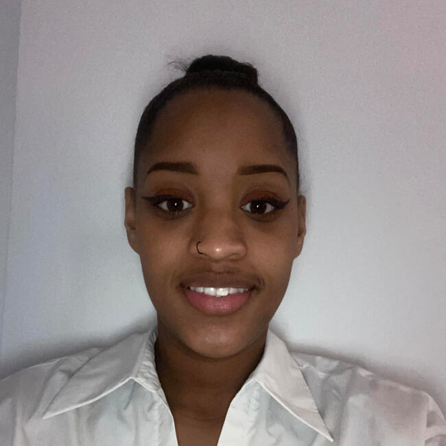 Nanny in Le Chesnay: Sara