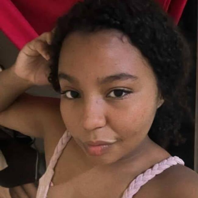 Babá em Cosmorama: Isabelly