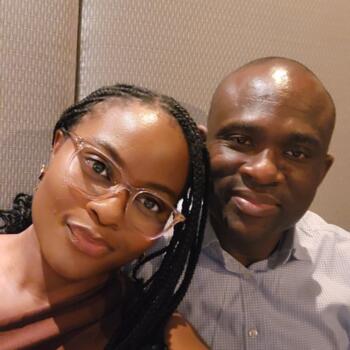 Emploi de nounous à Sylvan Lake: job de garde d'enfants Ifeoma