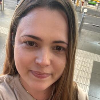 Babysitter in Melbourne: Pao