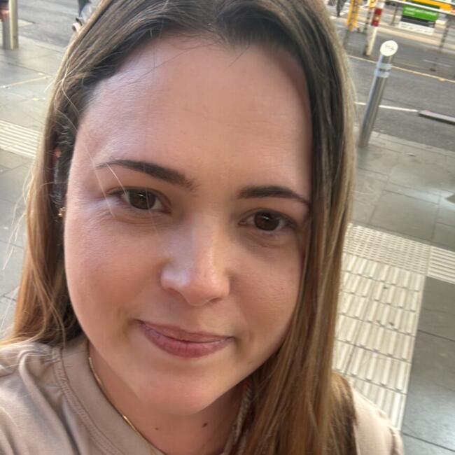 Babysitter in Melbourne: Pao