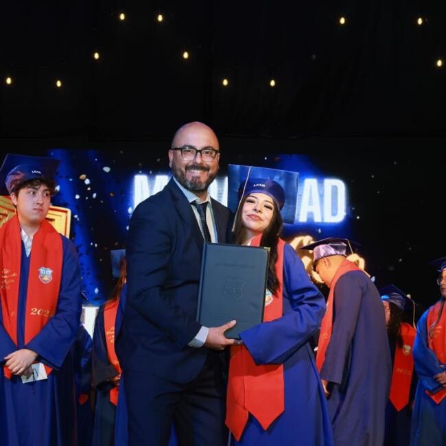 Babysitter in Tierra Amarilla: Pia