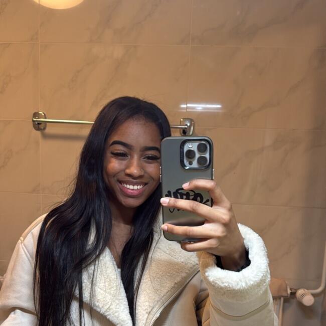 Baby-sitter in Lausanne: Duda